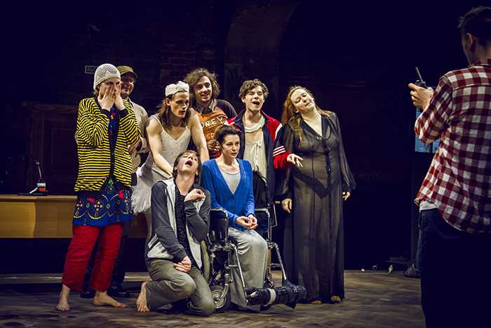 Билеты на Идиотов в Гоголь-центре