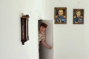 Билеты на Повесть о том, как один мужик двух генералов прокормил в МТЮЗЕ (малом зале)