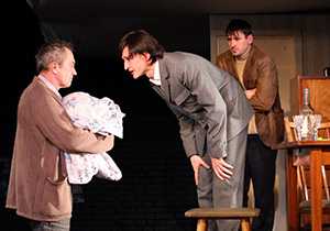 Билеты на Старшего сына в Около дома Станиславского театр