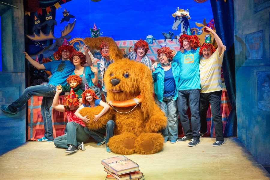 Билеты на Все другие и собака в Образцовой театр