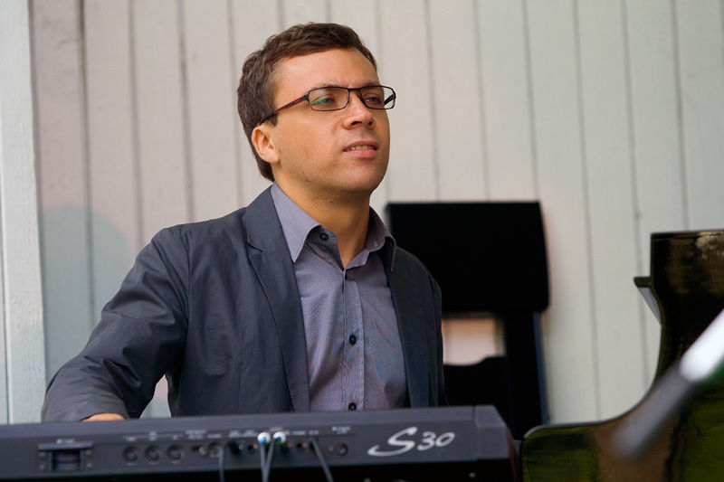 Билеты на Дмитрия Илугдина в Джаз-клубе Игоря Бутмана