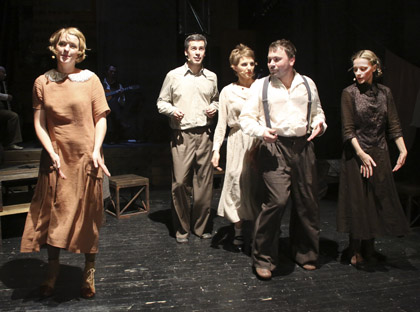 Билеты на Тишину за Рогожской заставою в Камбуровом Елены театр