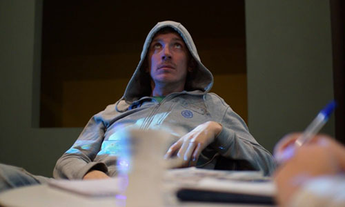 Билеты на Обними меня в Эстрадах театр