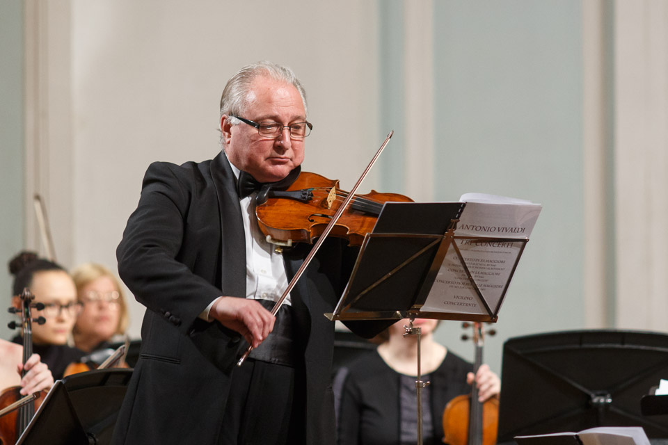 Билеты на Владимира Иванова в МЗК