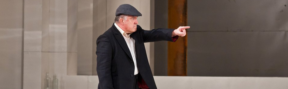 Билеты на Господина пунтила и его слуга матти в Маяковскоге театр (филиал на Сретенке)