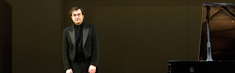 Билеты на Пьер-Лоран Эмар в Чайковскоге КЗ