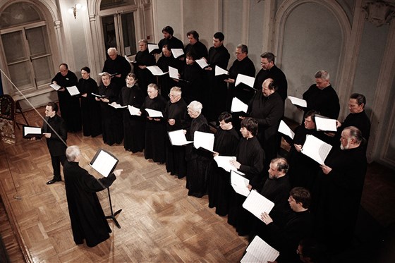 Билеты на Мужской хор Благозвонница в Зуевой ДК