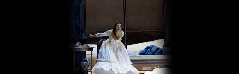 Билеты на Манона Леско в Большом театре (Историческая сцена)