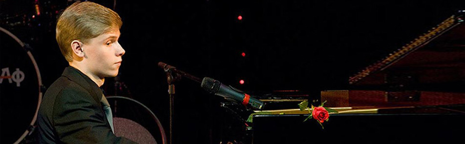 Билеты на Олега Аккуратова в БЗК