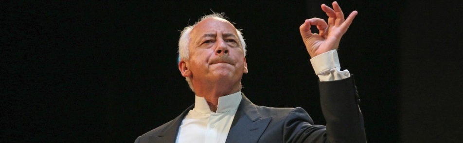 Билеты на Фестиваль "Владимир Спиваков приглашает" в Доме Музыки (Светлановский зал)