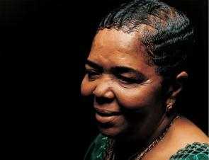 ������ �� CESARIA EVORA - ������� �����. ����������� ������