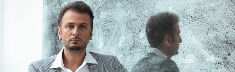 Билеты на Вазгена Вартаняна в Доме Музыки (Камерный зал)