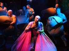 Билеты на Фотоаппараты в Около дома Станиславского театр