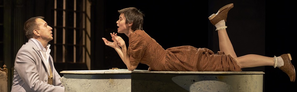 Билеты на Дикарку в Маяковскоге театр (филиал на Сретенке)