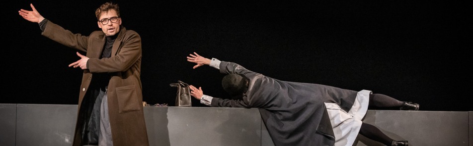 Билеты на Близких друзей в Центральном Доме Актере