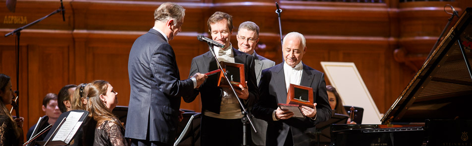 Билеты на Концертный симфонический оркестр Московской консерватории   в Храм Христе Спасителе