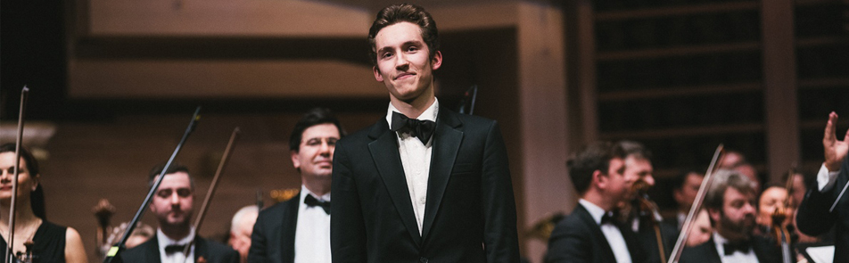 Билеты на Валентина Малинина в Чайковскоге КЗ