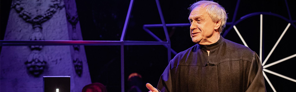 Билеты на Здесь дом стоял в РАМТЕ (малом зале)