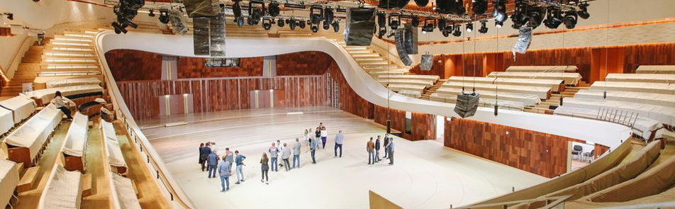 Билеты на Приношение Дягилеву в Концертном зале Зарядье