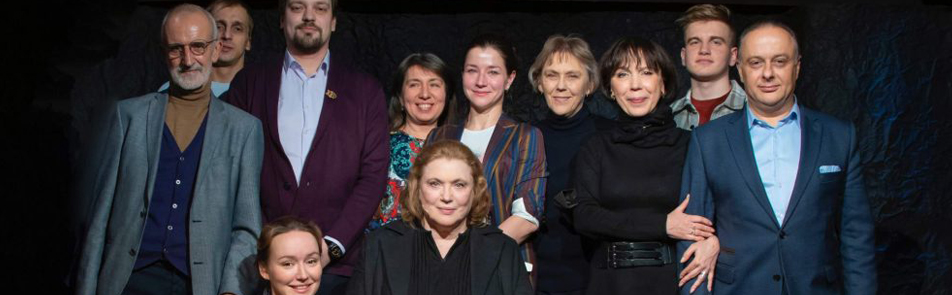 Билеты на Материнское поле в Вахтанговах театр (Арт-кафе)