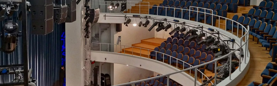 Билеты на Курьера в Театральном центре На Плющихе