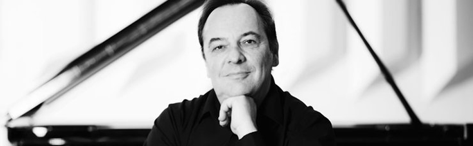 Билеты на Сергея Осадчука в Доме Музыки (Камерный зал)