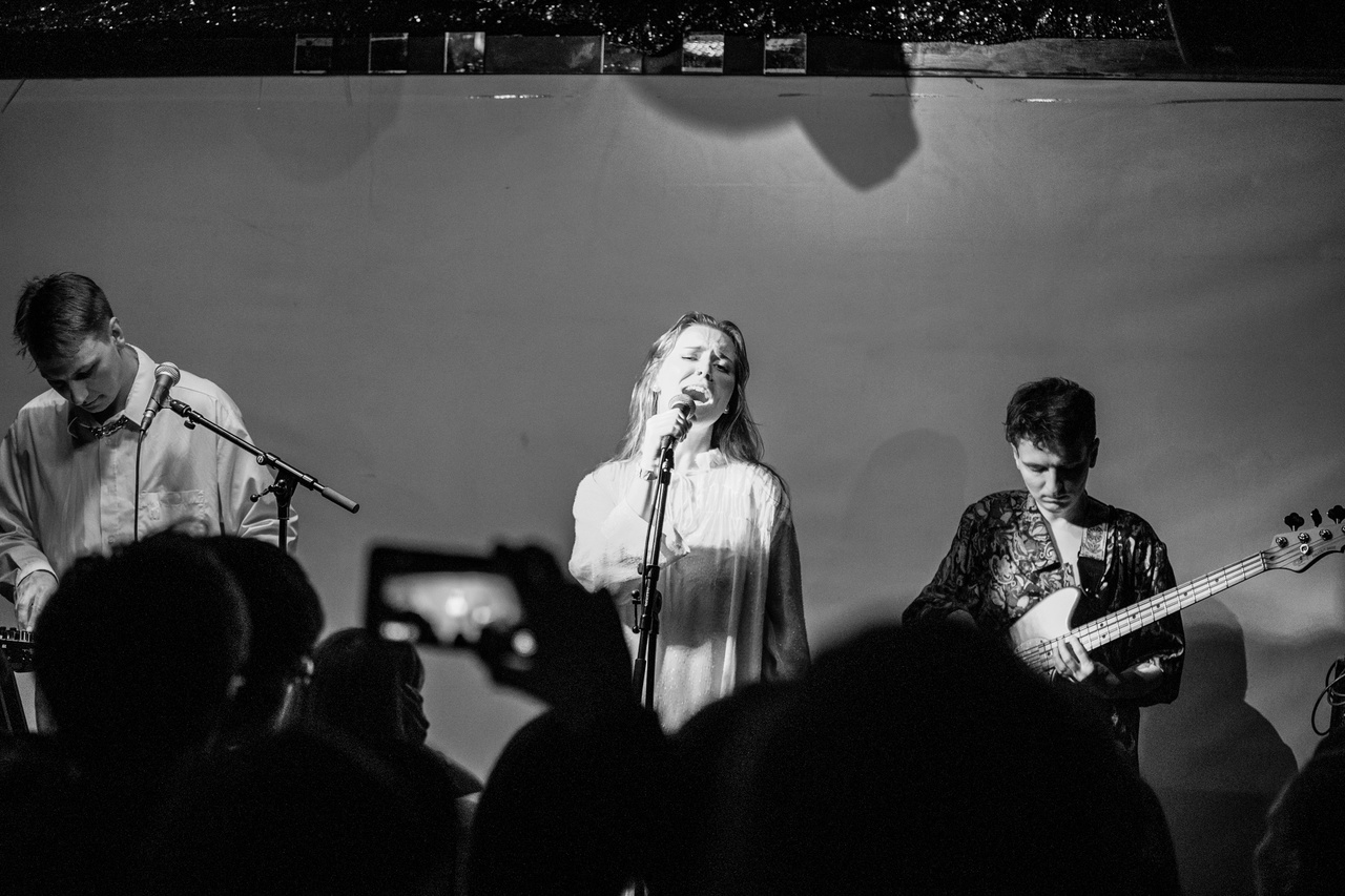 Билеты на Испанский стыд в Клубе Шестнадцать тонн