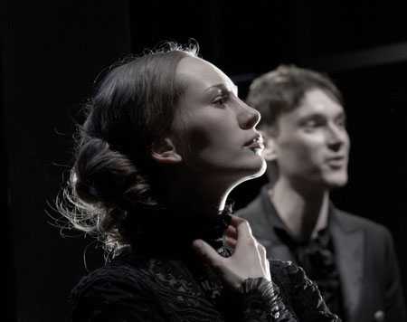 Билеты на Захудалый род в Студии театрального искусства