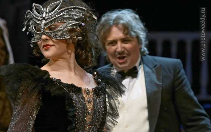 Билеты на Летучую мышь в Геликоне(Белоколонном)